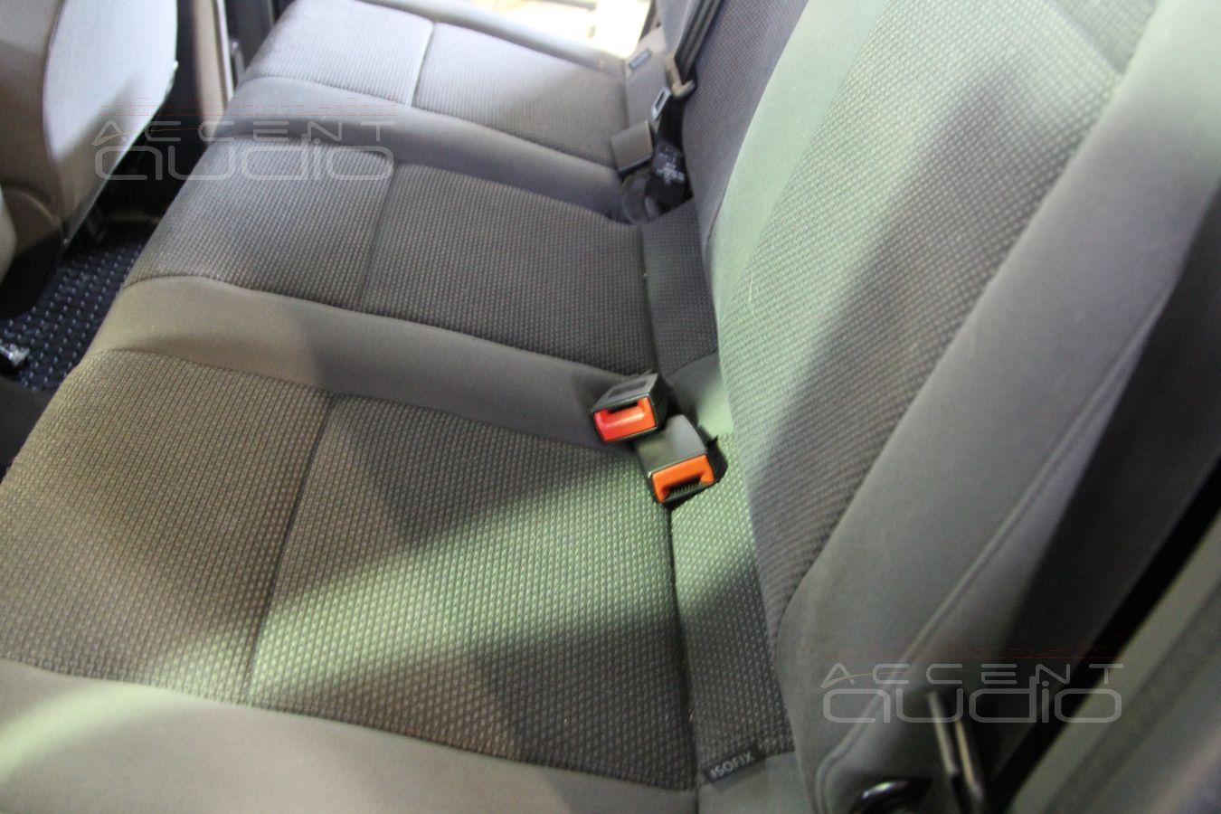 Volkswagen Amarok - доводим до ума: мультимедиа, пошив салона