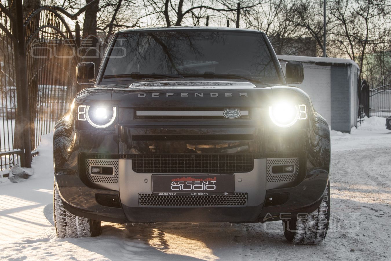 Hi-End из Германии для великолепного английского внедорожника LR Defender