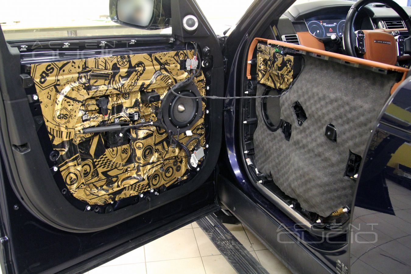 Установка мидбасовых динамиков BRAX Matrix ML6P в RangeRover Vogue и аудиоподготовка дверей