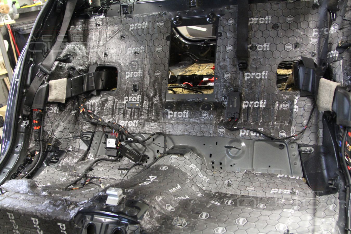 Несколько слов о шумоизоляции BMW 730LD