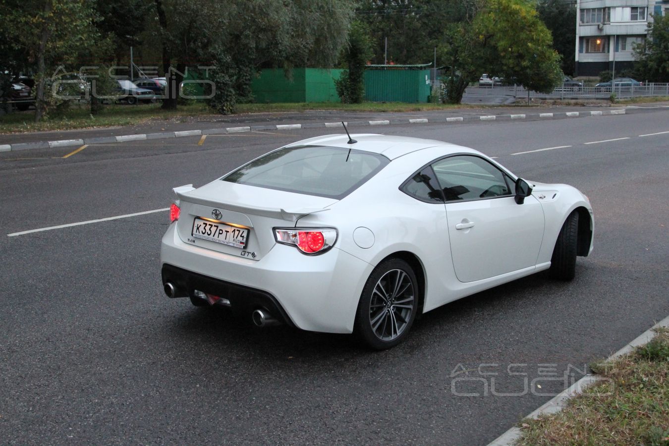 Pioneer AVIC-F77DAB в Toyota GT86 – что это ???