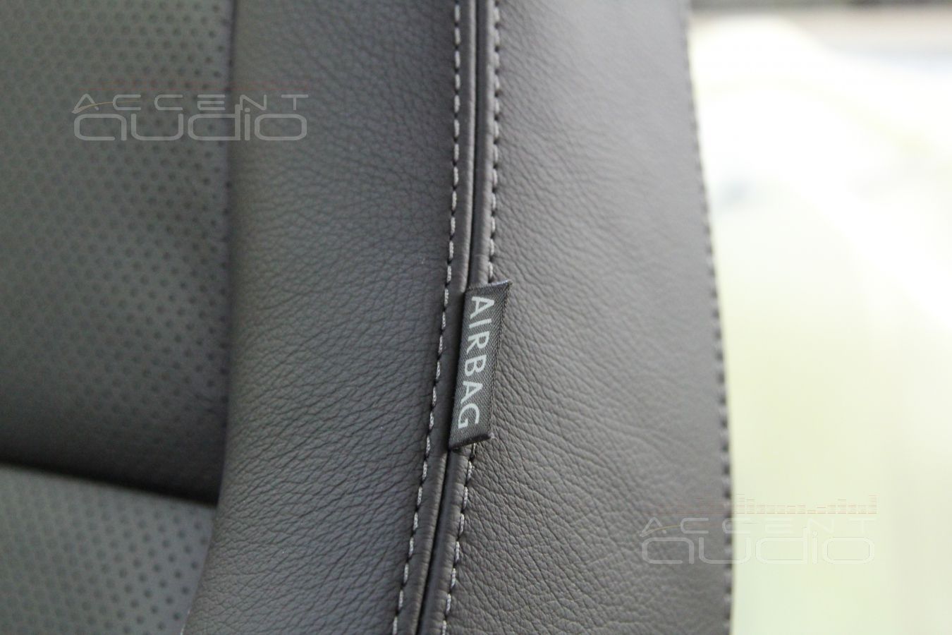 Volkswagen Amarok - доводим до ума: мультимедиа, пошив салона