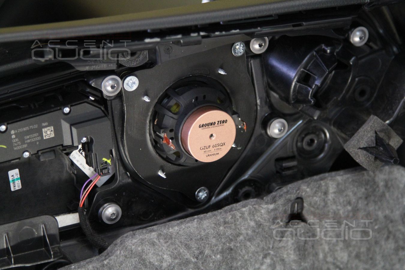 Установка среднечастотных пищалок (СЧ-ВЧ излучатели) 