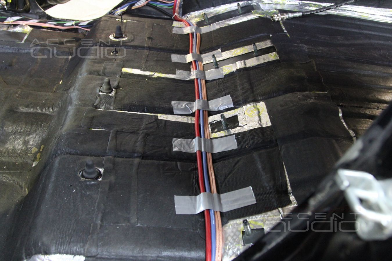 Hummer H3: система вооружения от MDLab