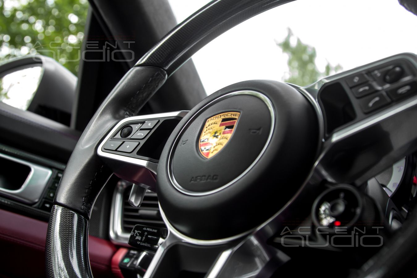 Работа новой, премиальной аудиосистемы в Porsche Panamera