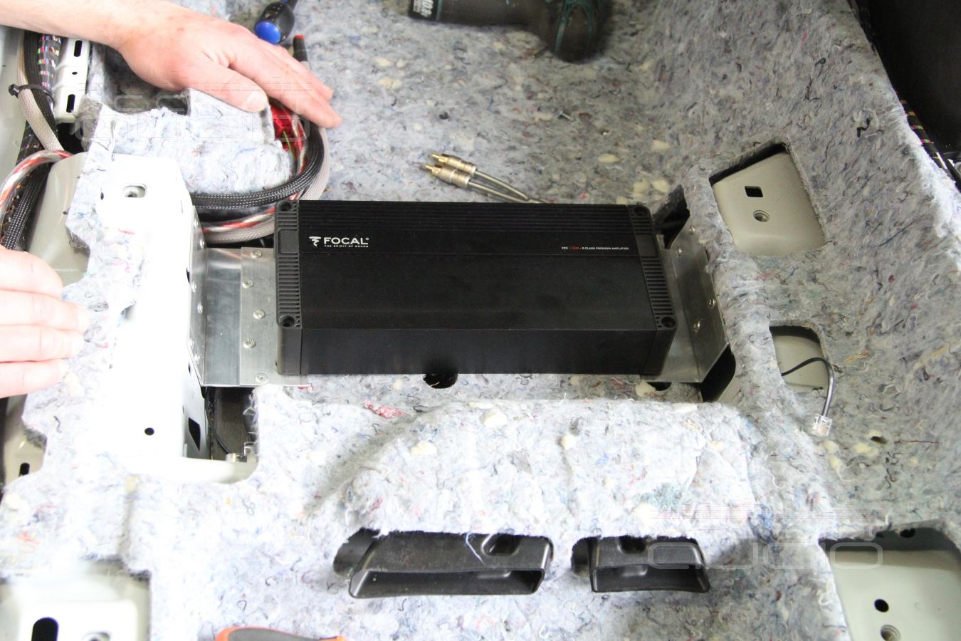 Установка усилителей Focal в новый Volkswagen Tiguan 2017