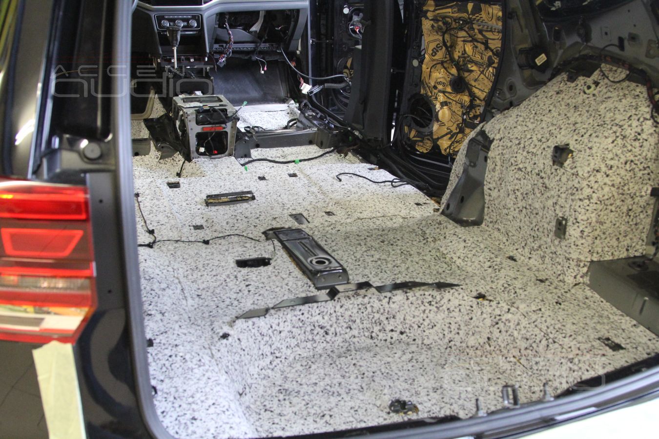 Коротко о шумоизоляции Volkswagen Teramont