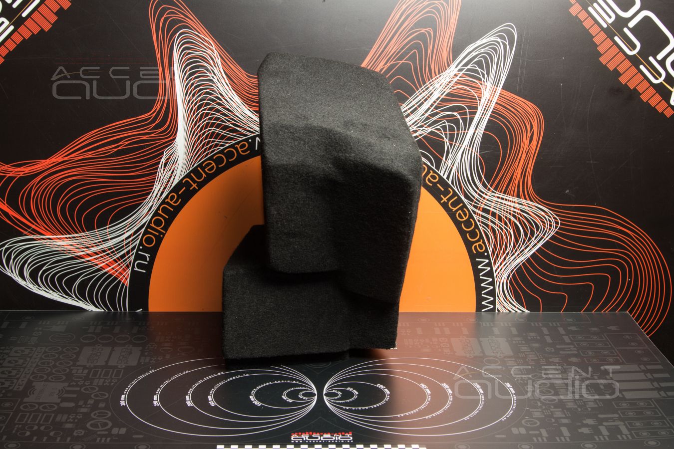 Модный сабвуфер Dego для Mercedes GLE – полная интеграция