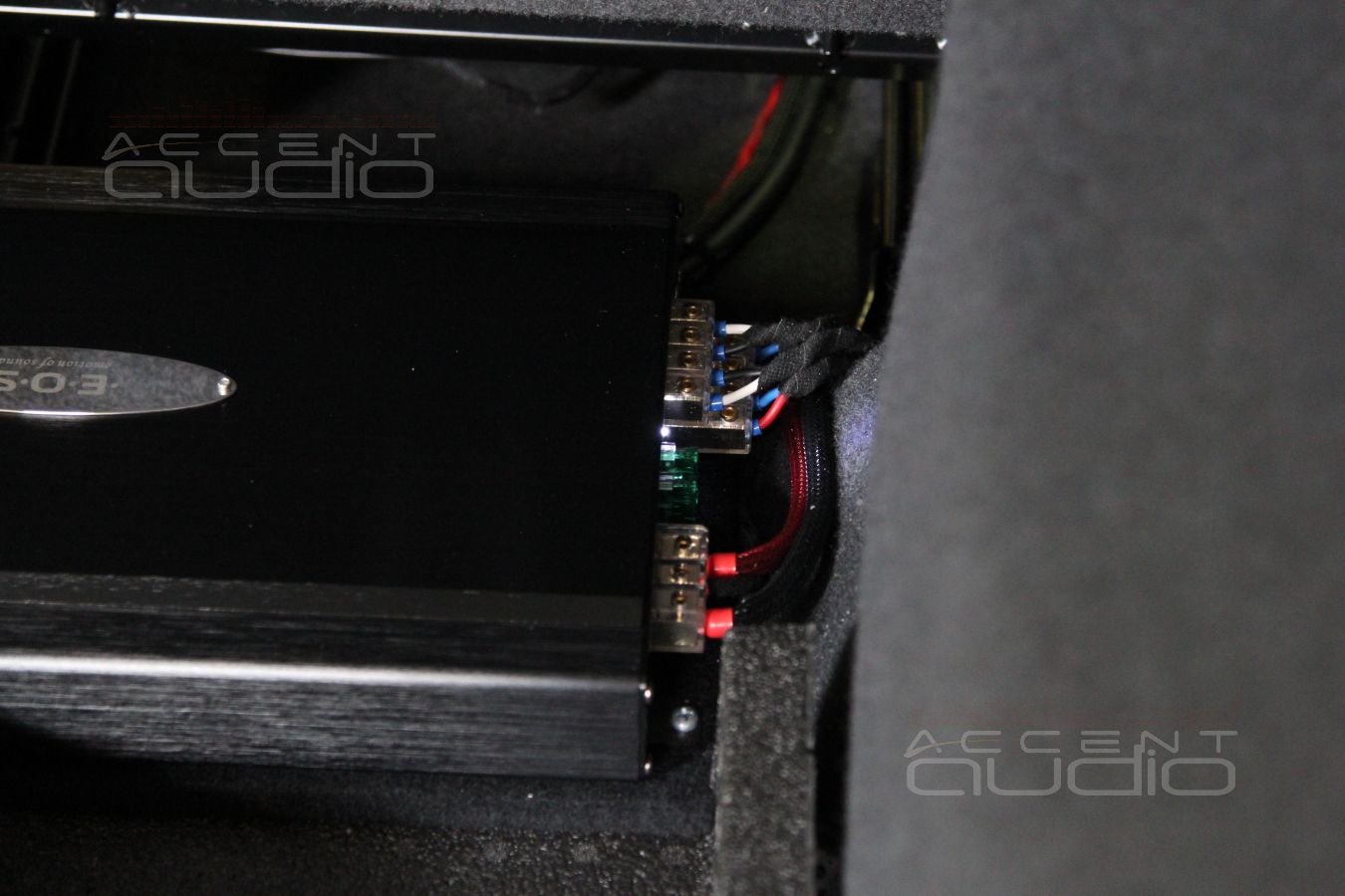 Решение: установка усилителей E.O.S и Eton в Skoda Kodiaq – так правильно !