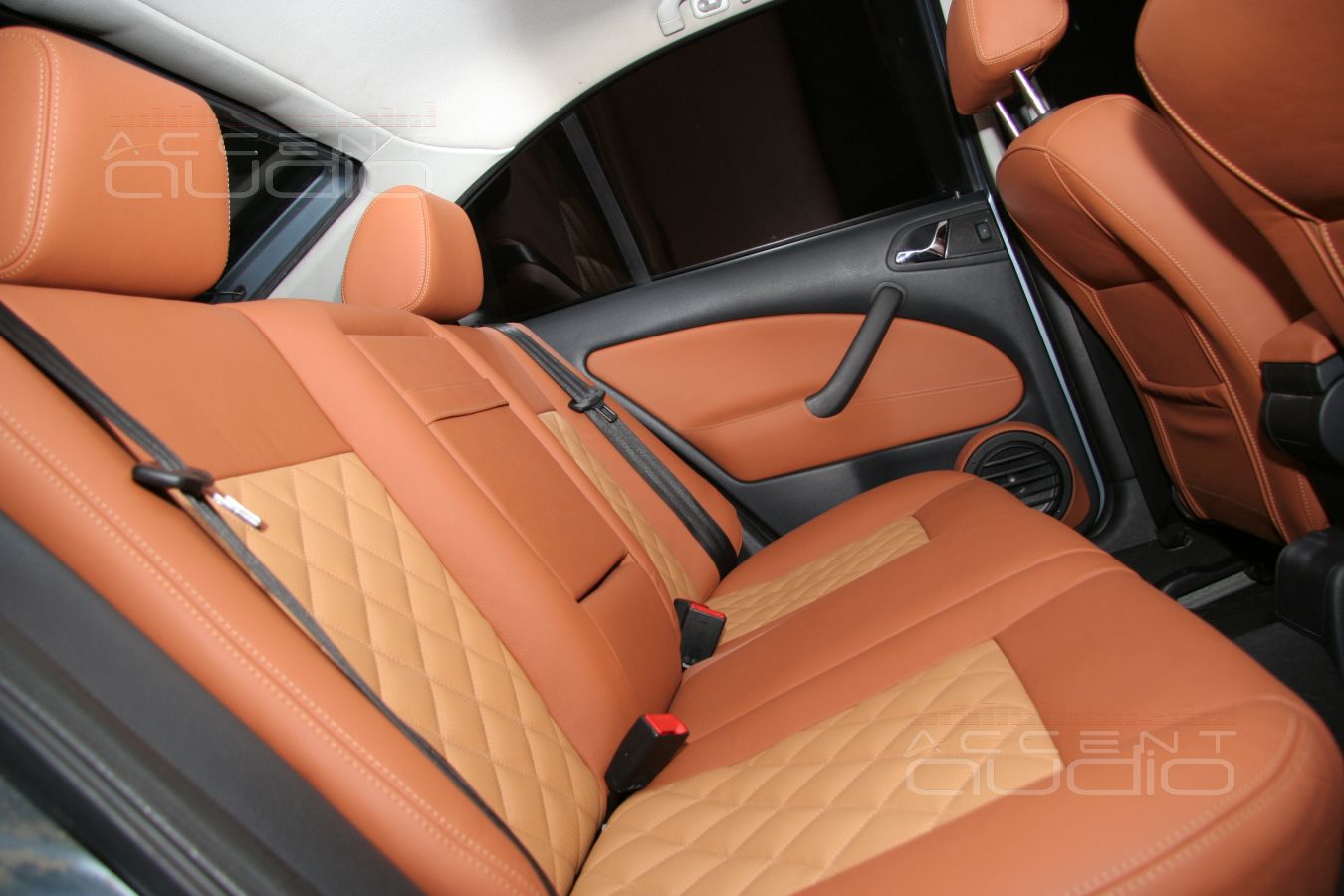 Пошив салона: добавим шкоде тепла