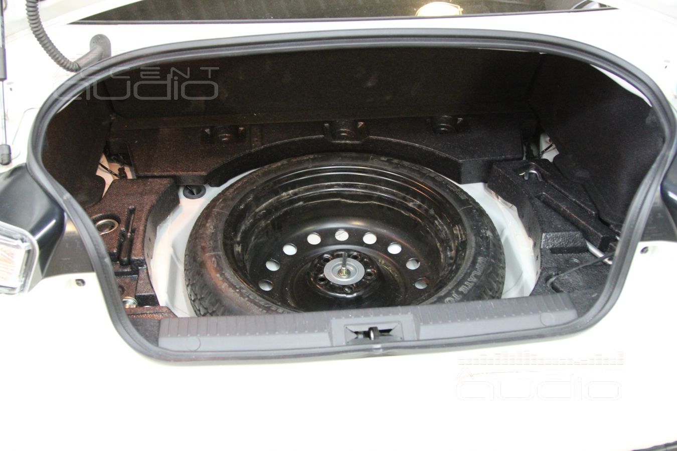 Новый пол в багажном отсеке Toyota GT86