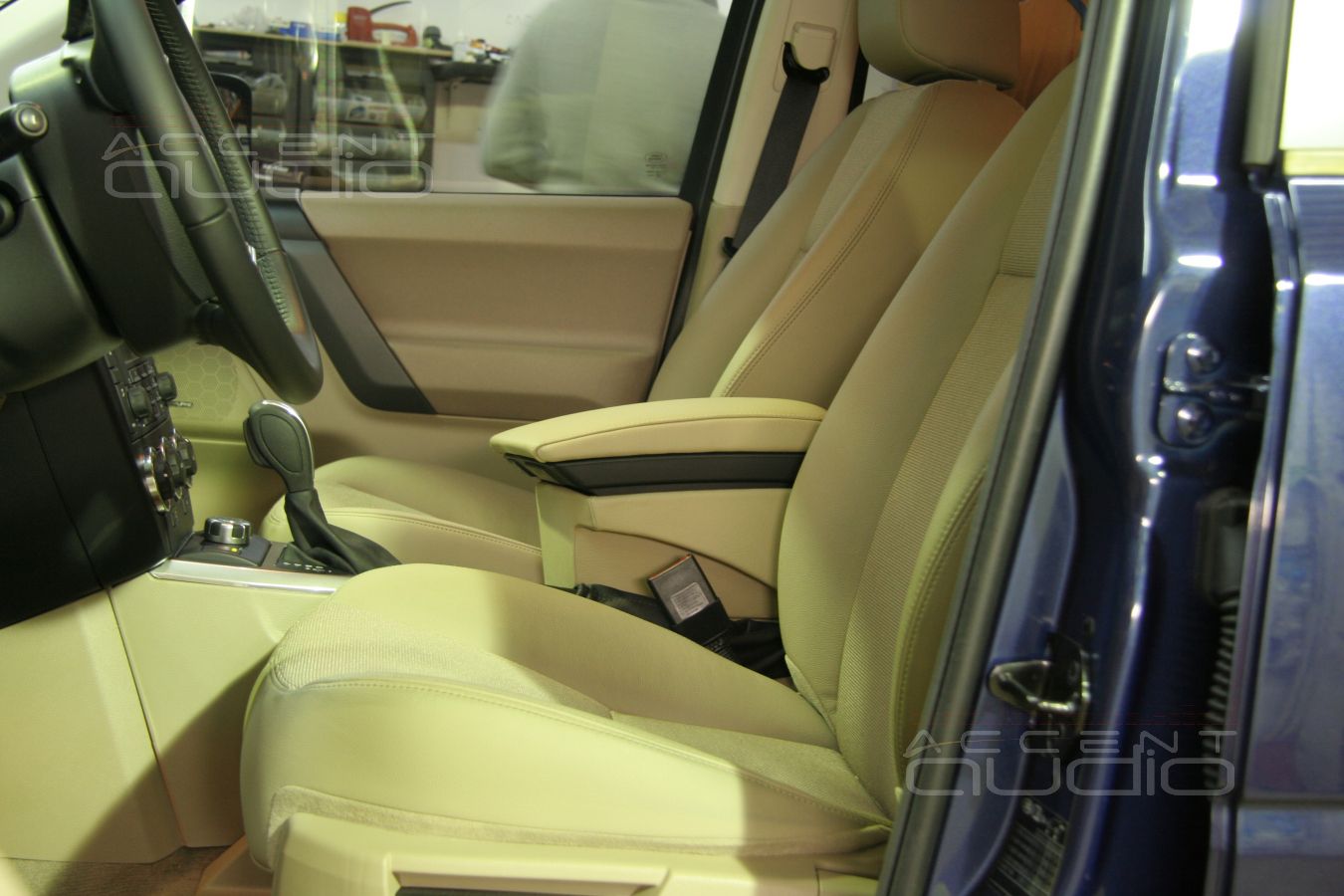 Изготовление и установка подлокотника на LandRover Freelander 2