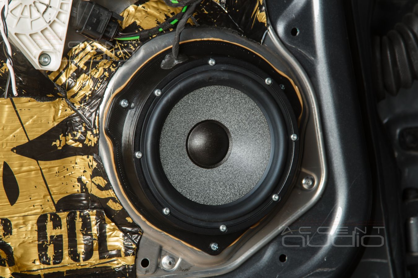 Аудиоподготовка дверей Mercedes CLS и установка акустики Brax и Focal
