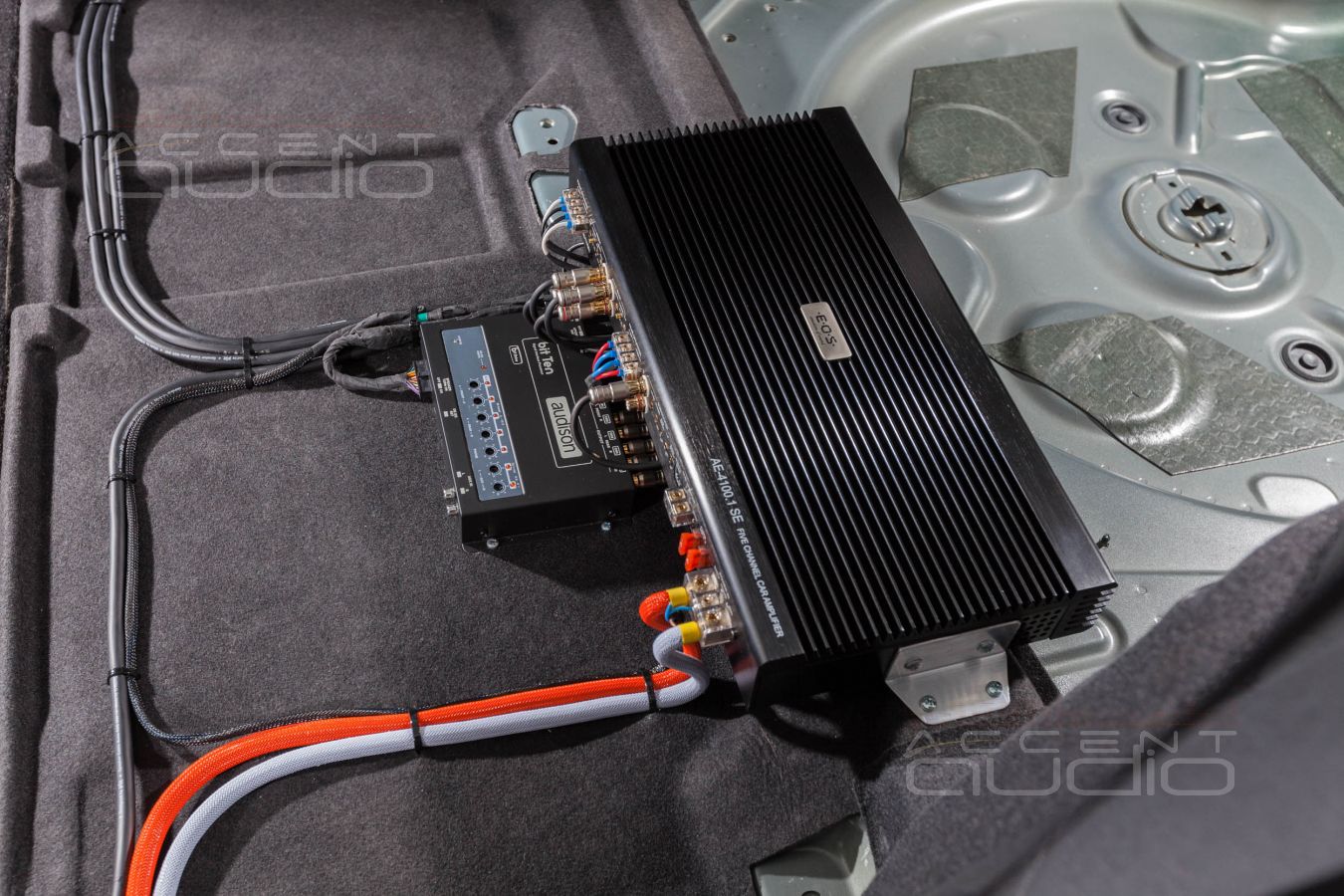 Установка усилителя и аудиопроцессора в Skoda KODIAQ