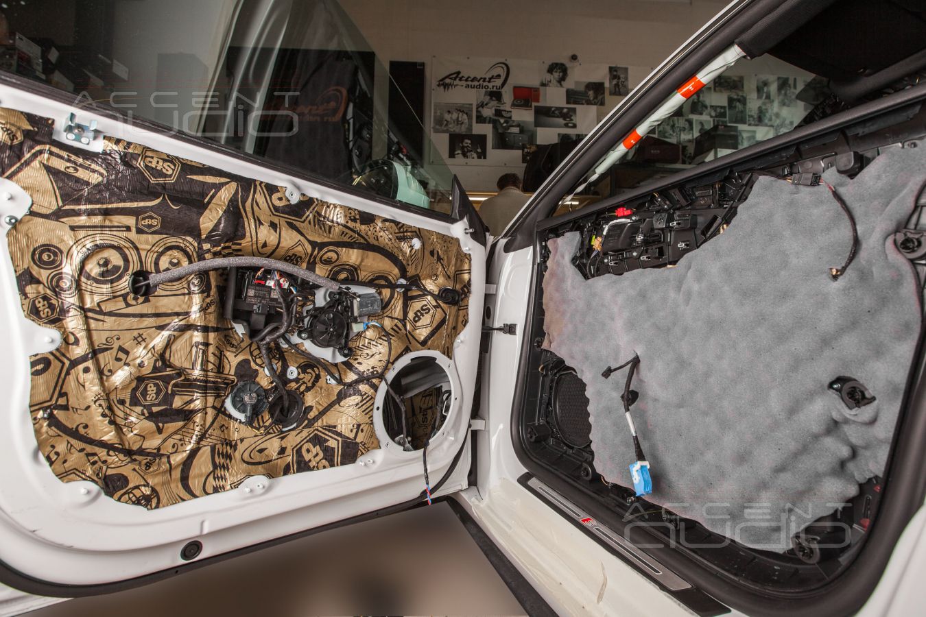 Установка мидбасов SOAudio и аудиоподготовка дверей Audi A5