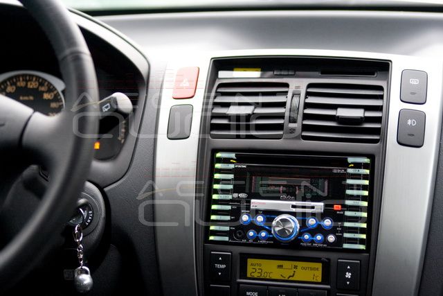 2-DIN магнитола в Hyundai Tucson