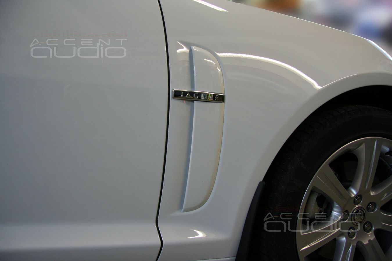 Внешний тюнинг Jaguar XF - жабры