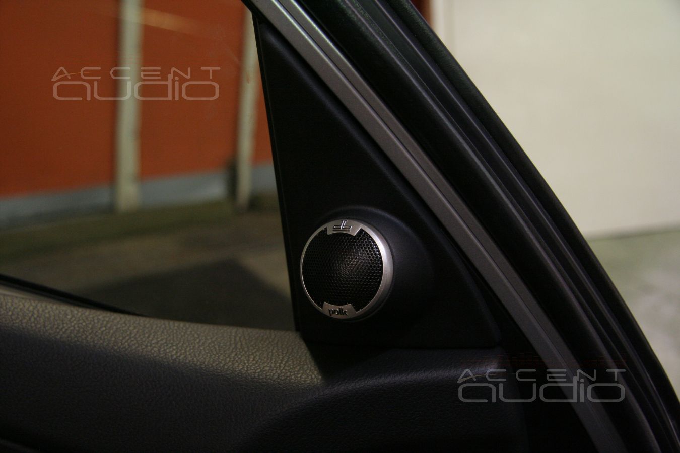 Установка акустики в SsangYong Rexton