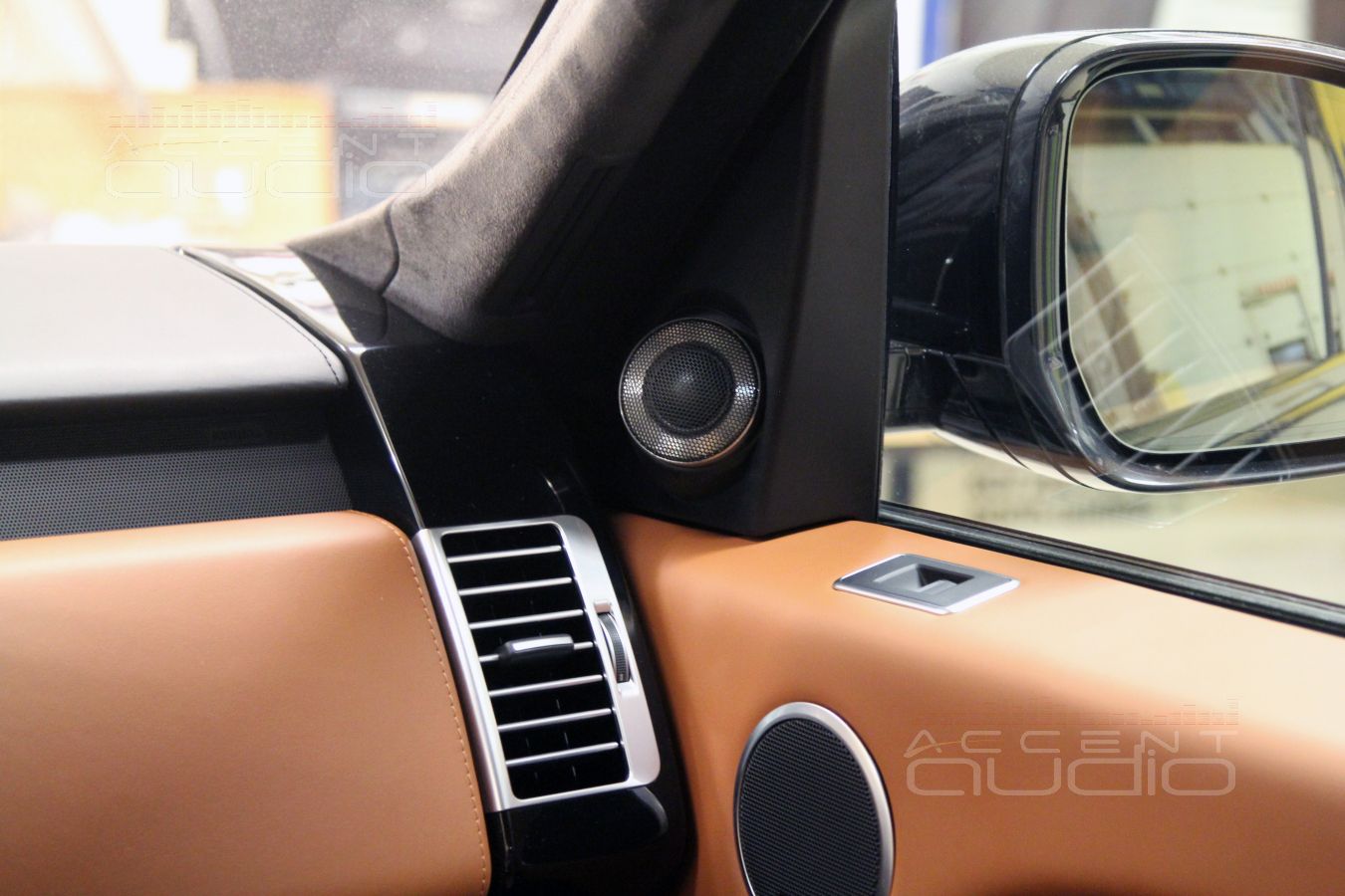 Установка твитеров Brax Matrix ML1 в Range Rover штатно !