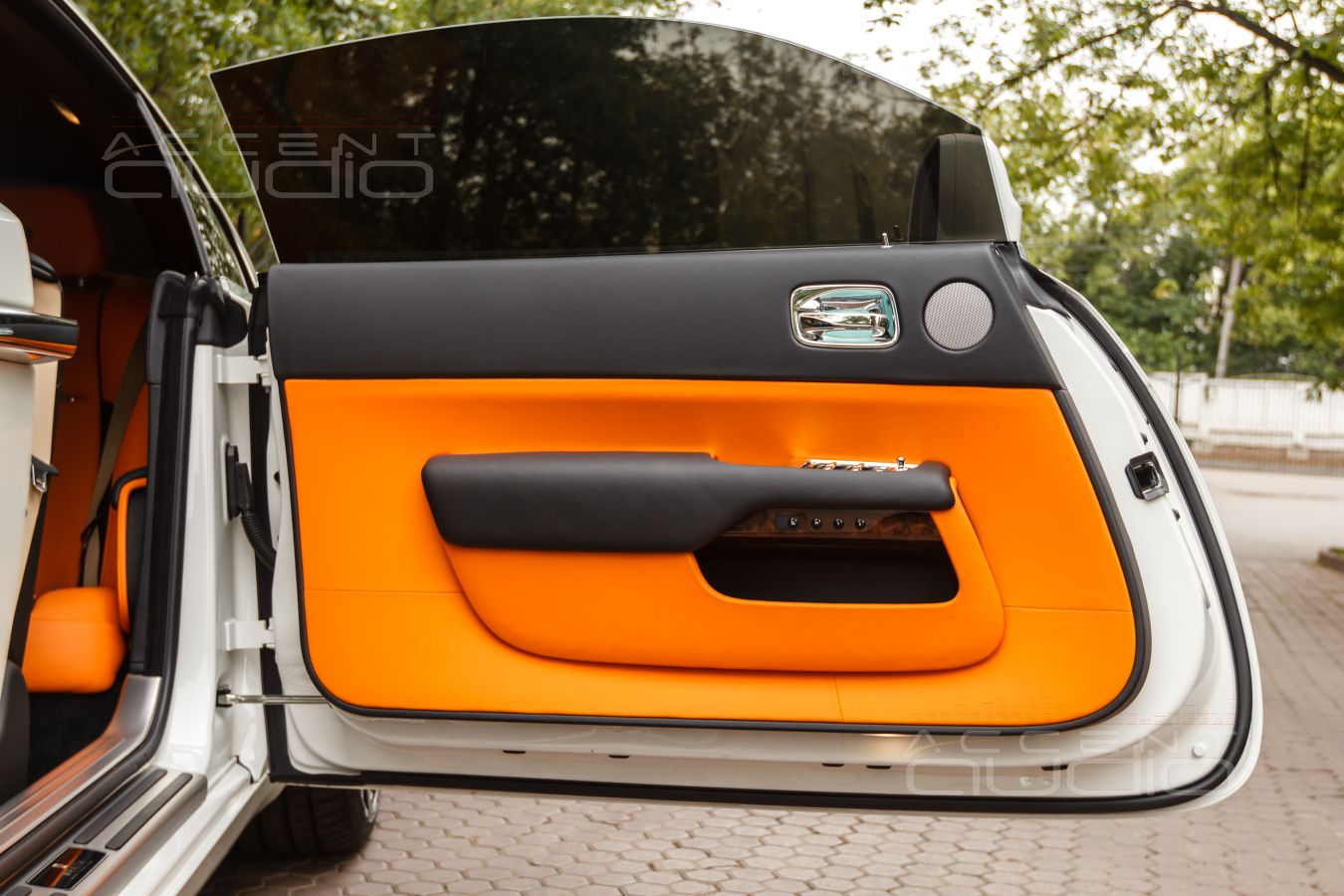 Теперь аудиосистема соответствует роскоши Rolls Royce Wraith