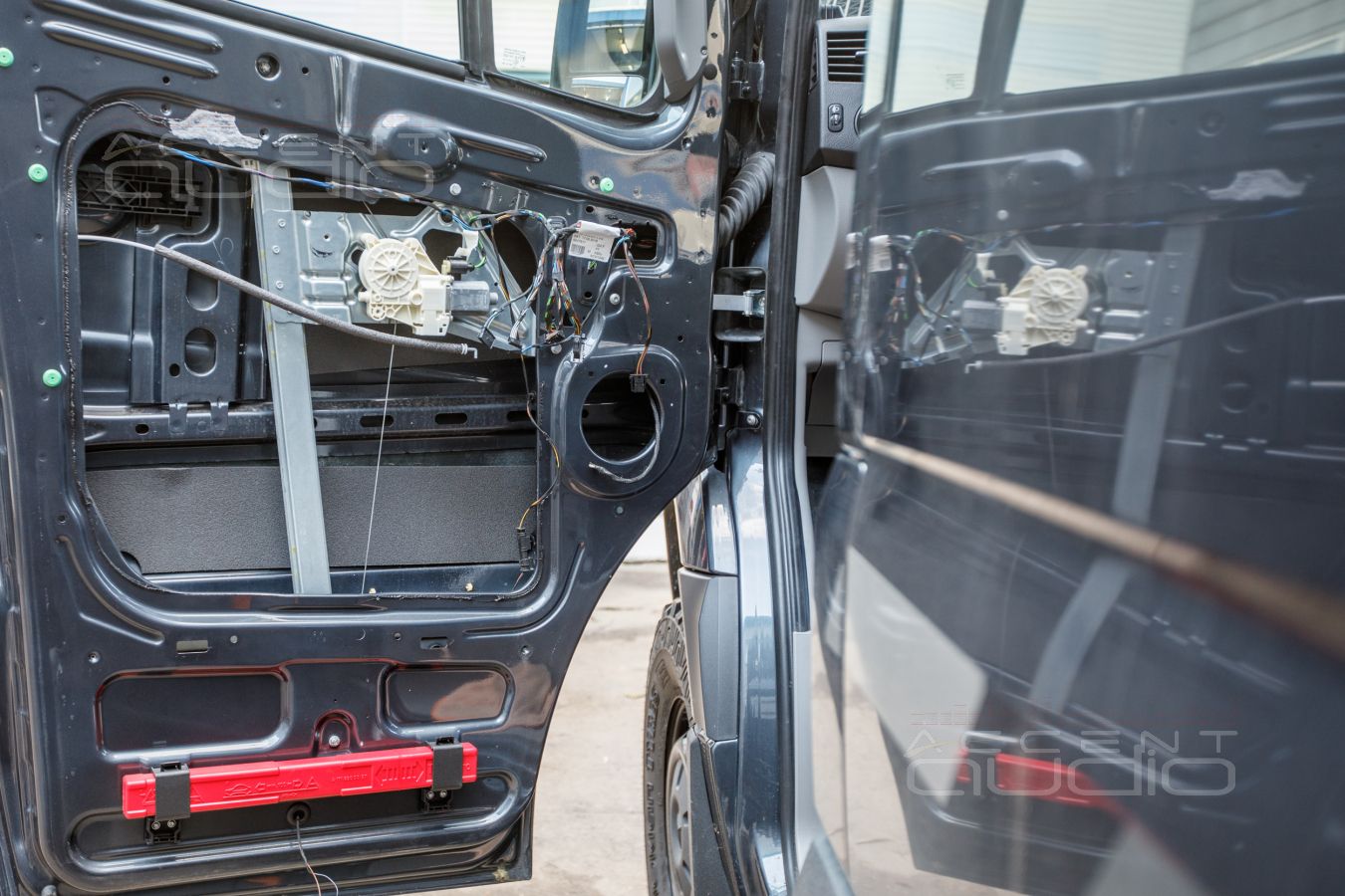 Техническое задание и проект аудиосистемы для кабины Mercedes-Benz Sprinter