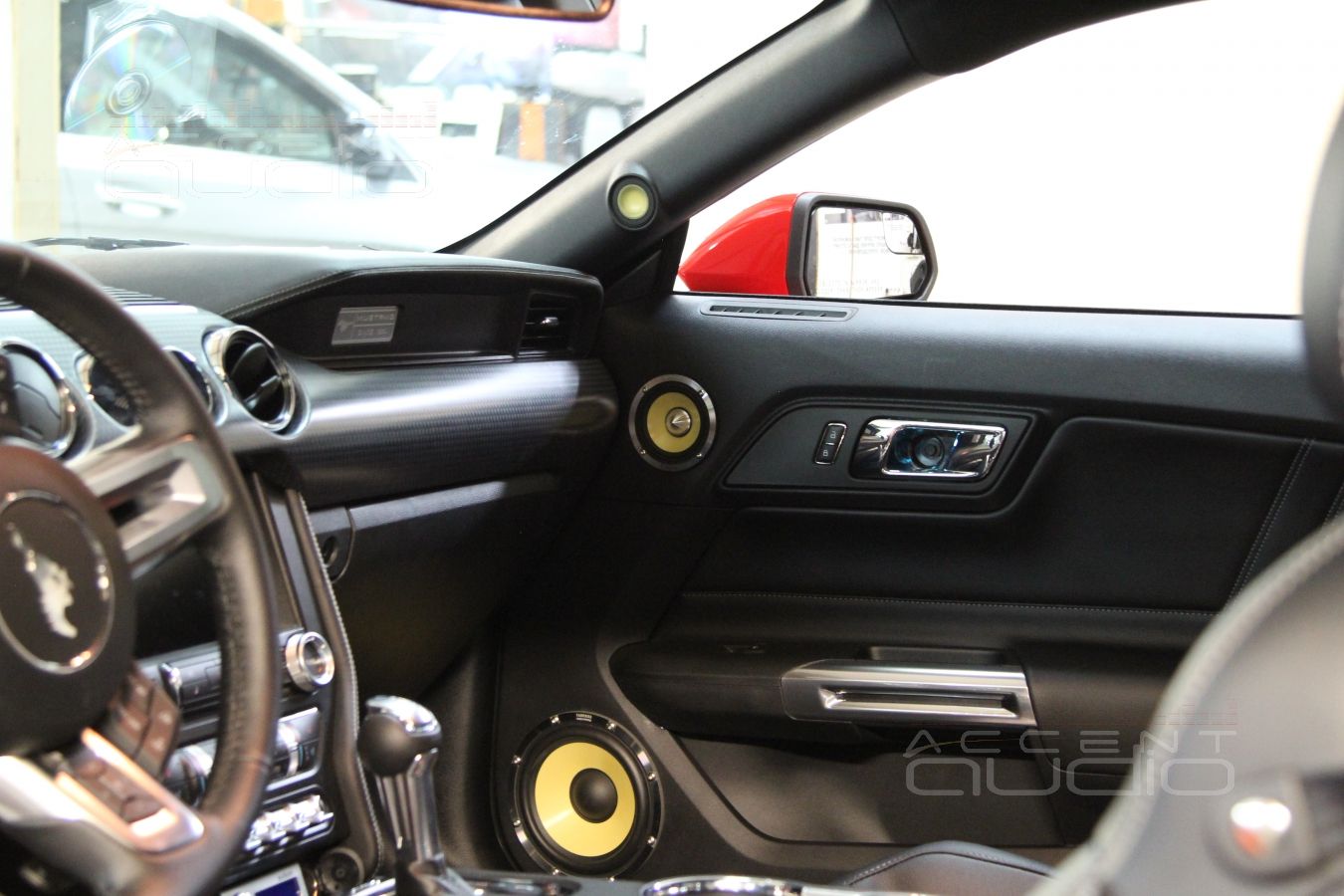 Установка новой акустики в Ford Mustang 2016