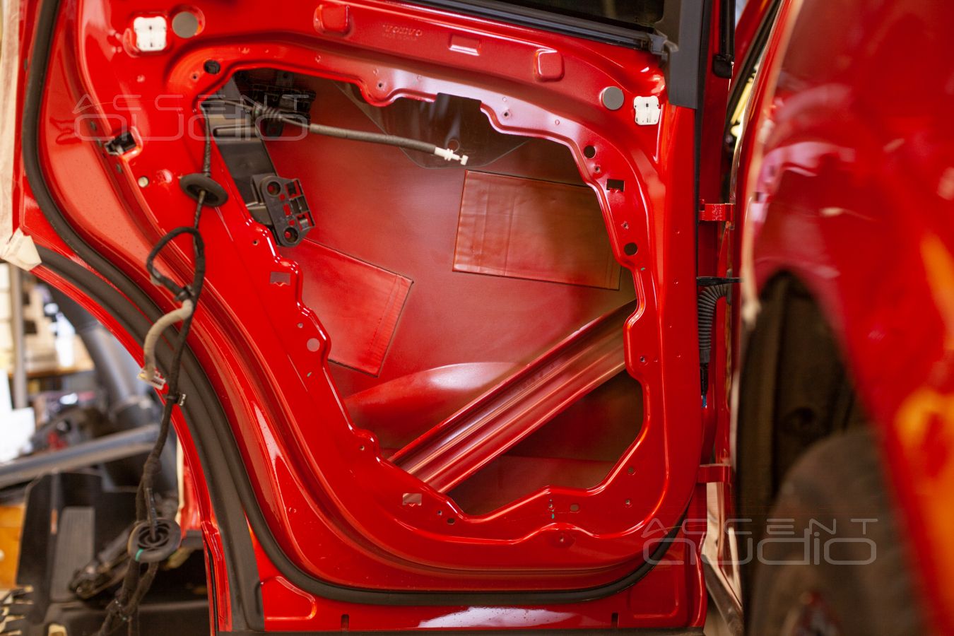 О шумоизоляции Volvo XC60