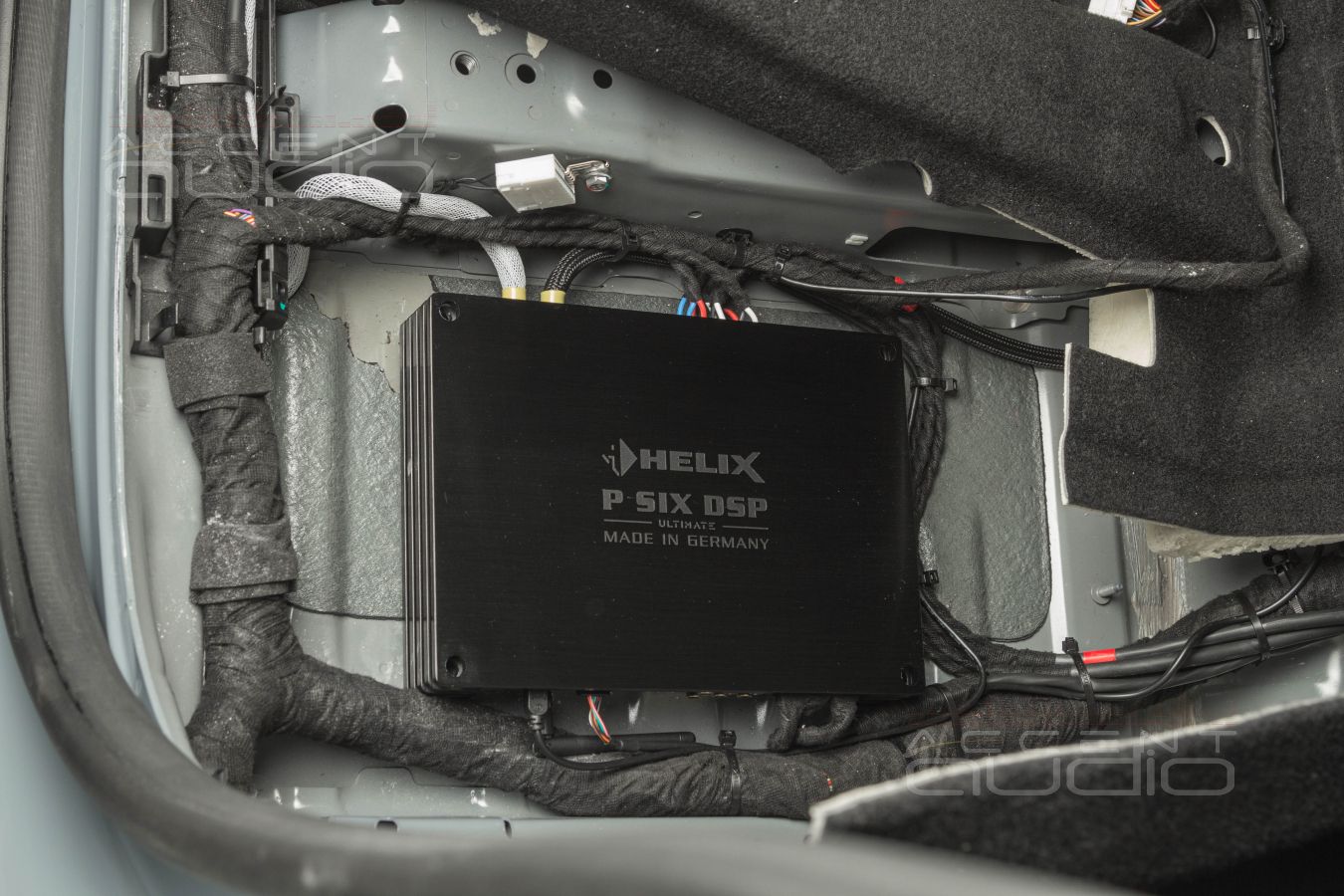 Выбор и монтаж процессорного усилителя Helix в Jetour T2