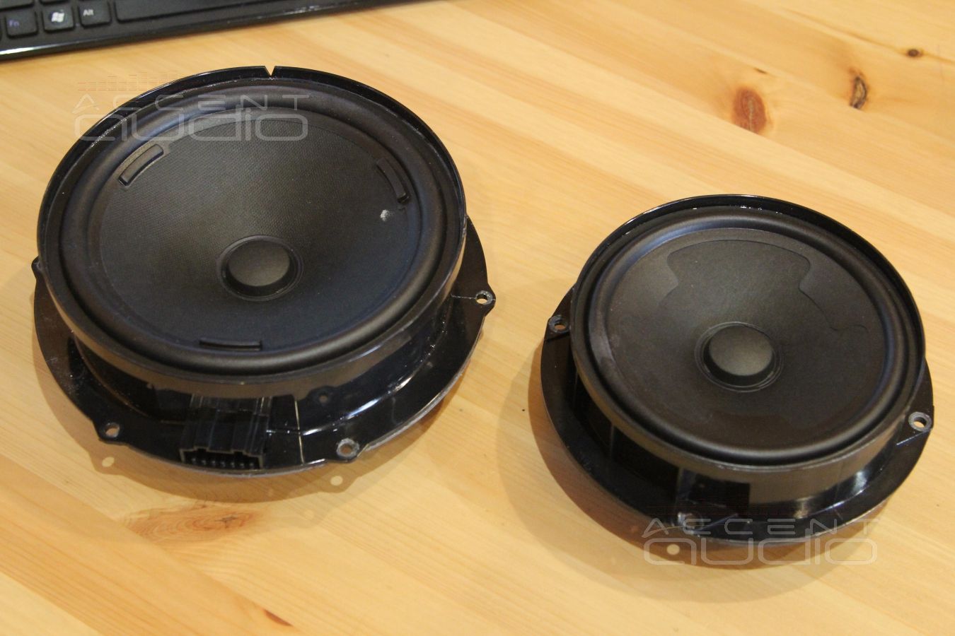 Штатные динамики нового Volkswagen Tiguan 2017