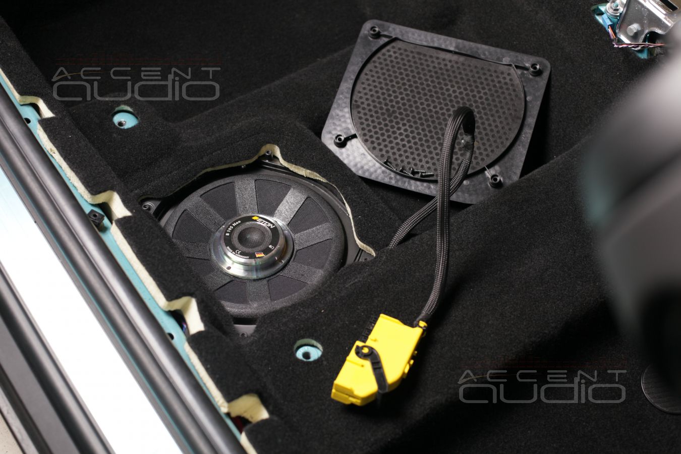 Точные Eton B 195 Neo против заводских Harman\Kardon в Mini Cooper S