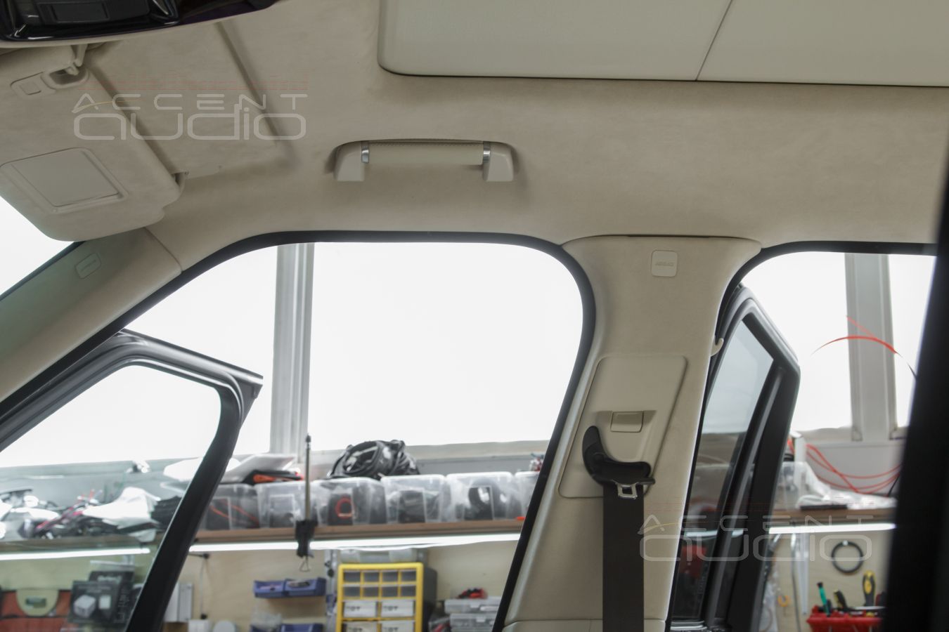 Крыша в алькантару – это же Range Rover !