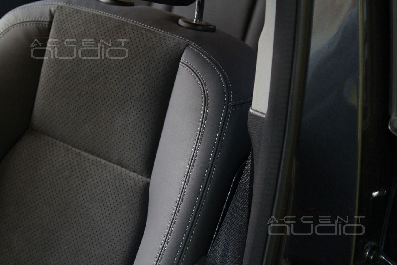 Пошив салона Mercedes GLK