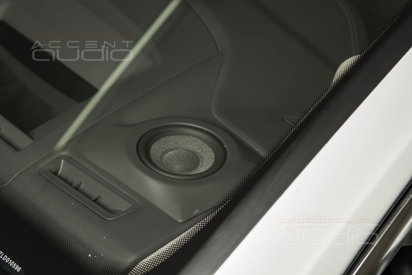 Решение 2: среднечастотные динамики Brax ML3 в торпеде Volkswagen Touareg