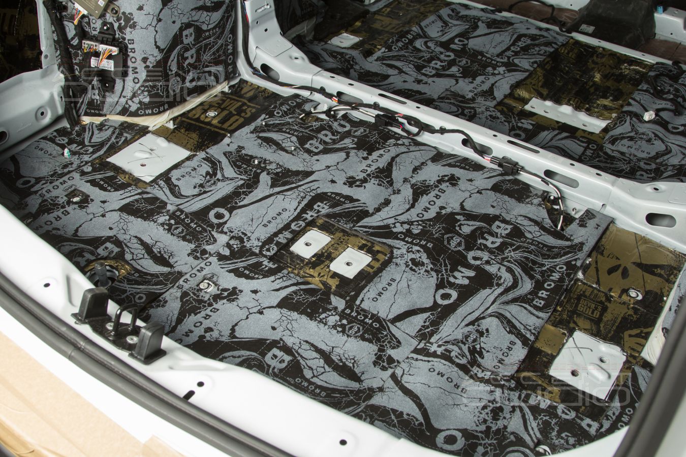 Шумоизоляция Chery Exceed и Tiggo