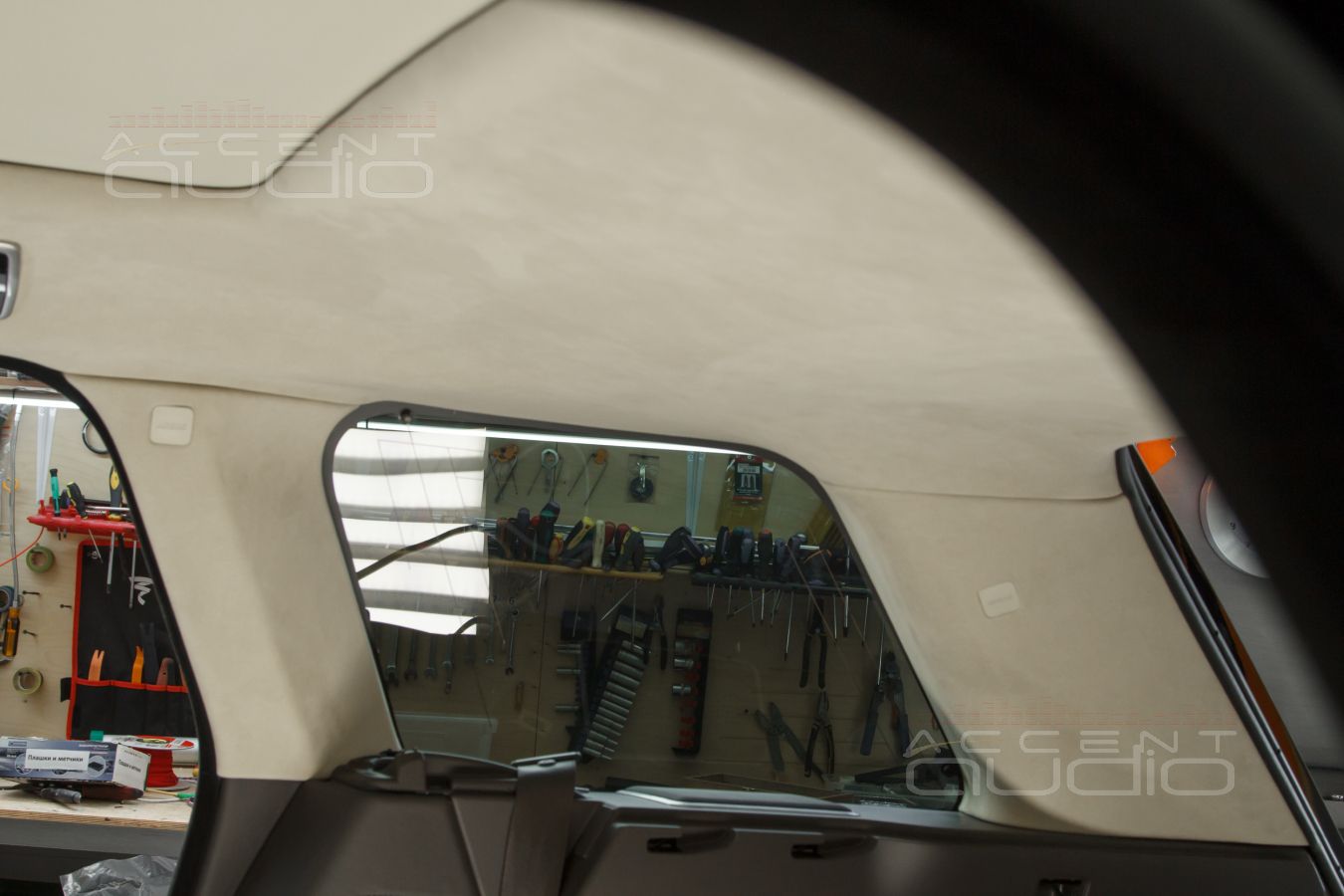 Крыша в алькантару – это же Range Rover !