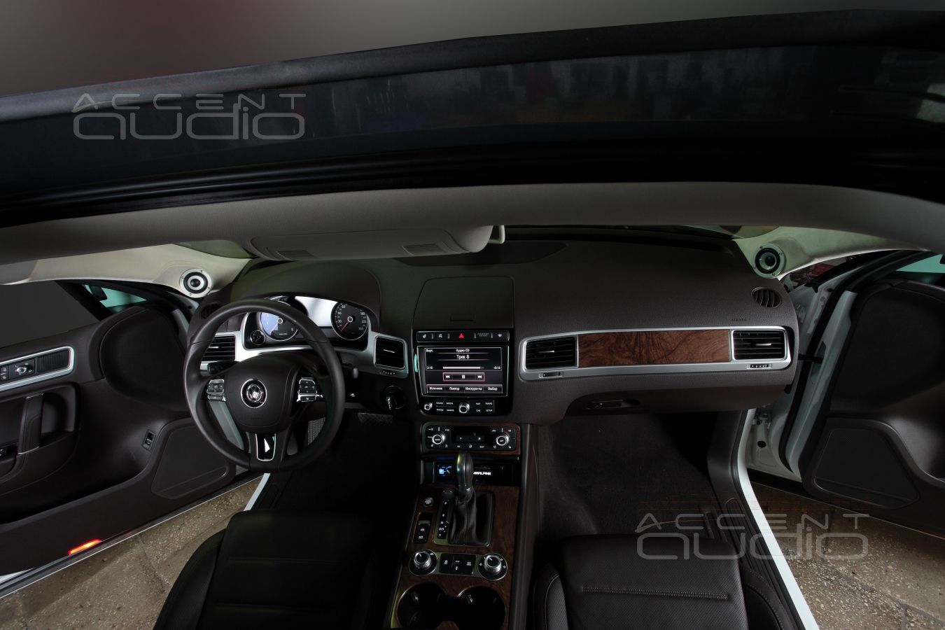 Среднечастотные твитеры Bewith A-50 в Volkswagen Touareg NF