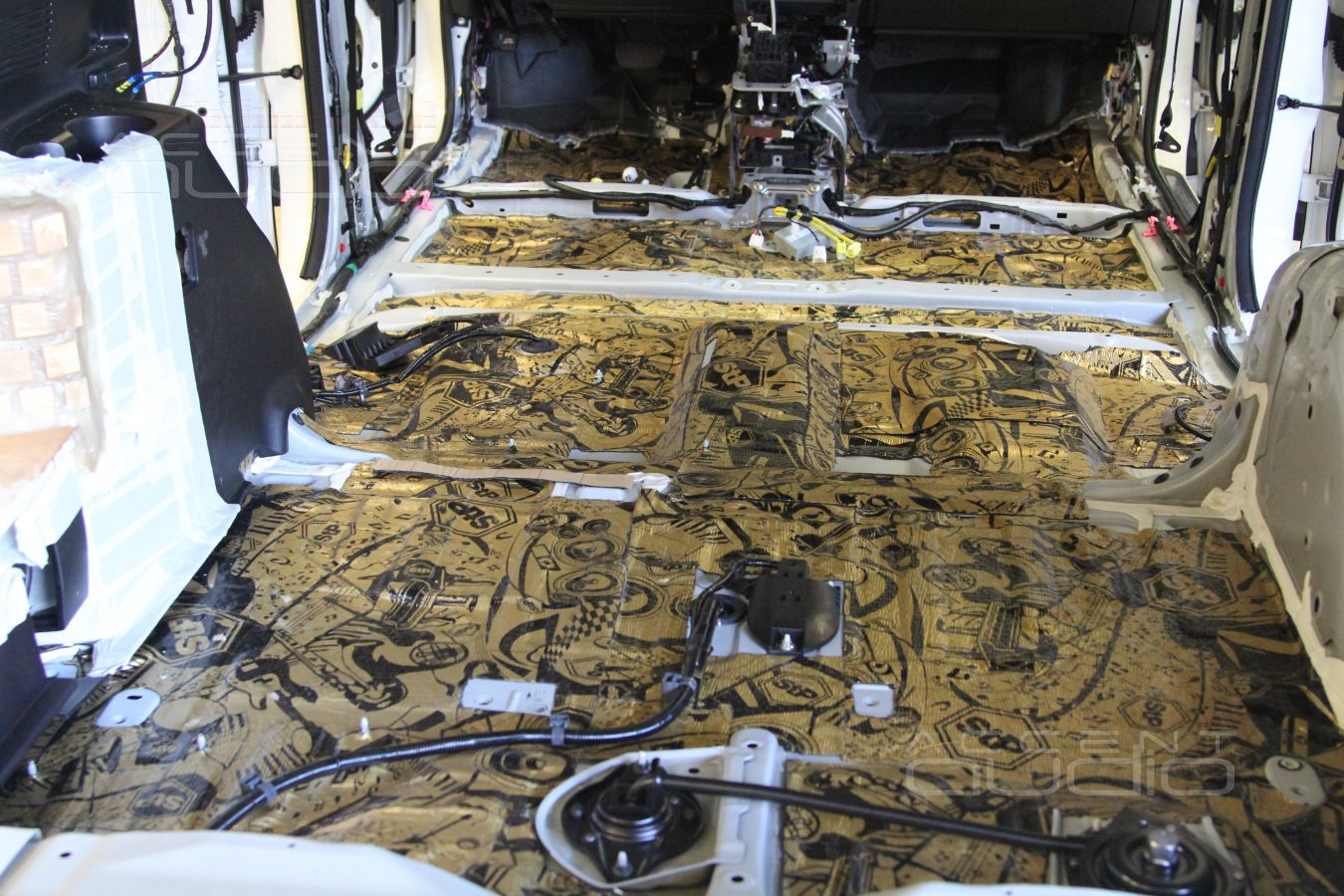 Шумоизоляция Toyota Highlander