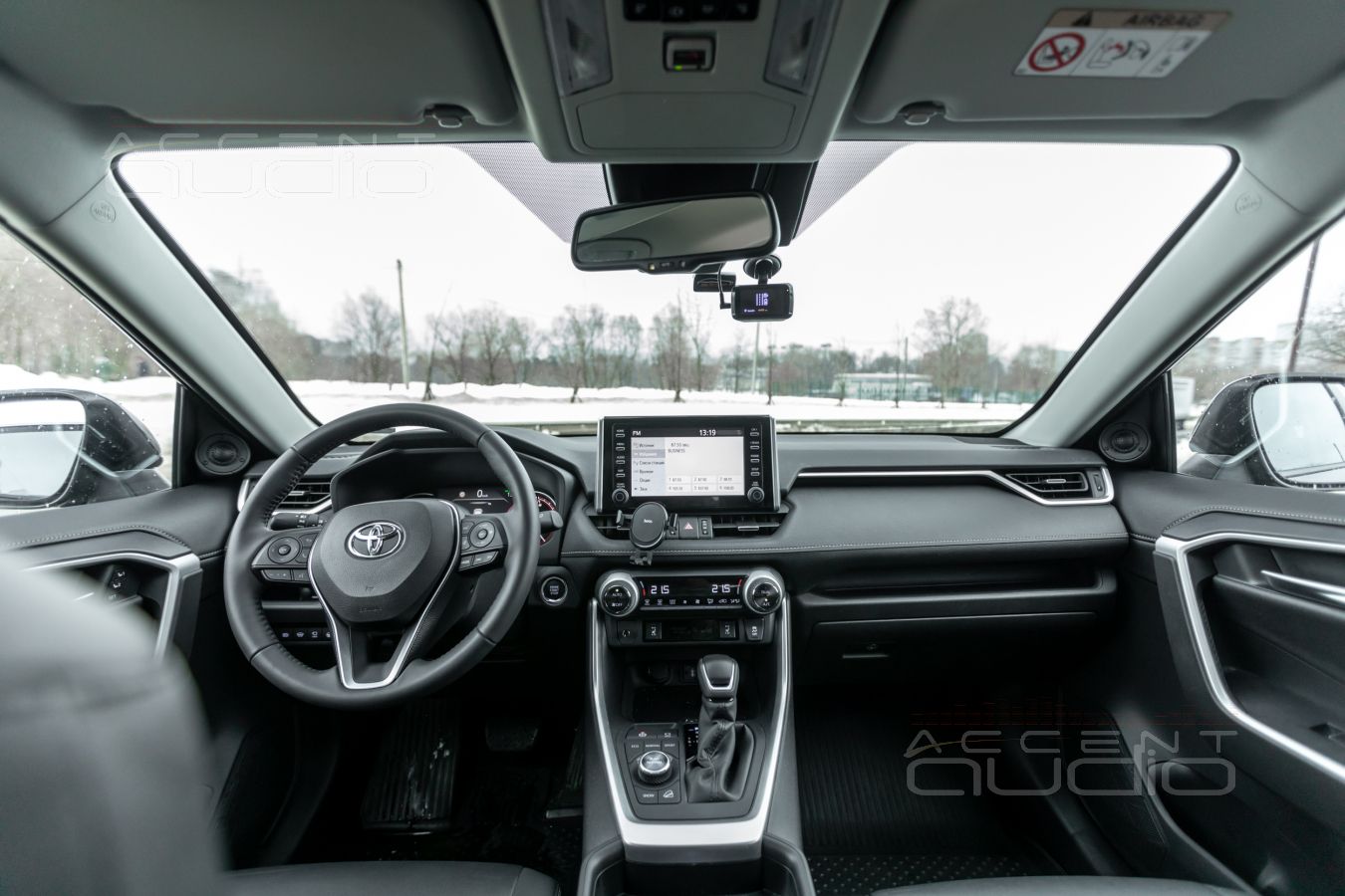 Идеальная установка высокочастотных динамиков в RAV4 – лучше, чем штатно