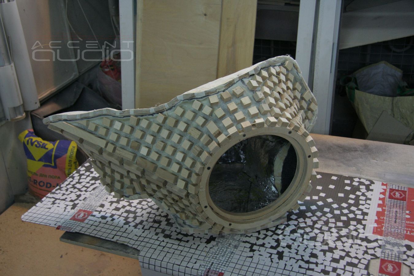 Изготовление сабвуфера для Jaguar XF