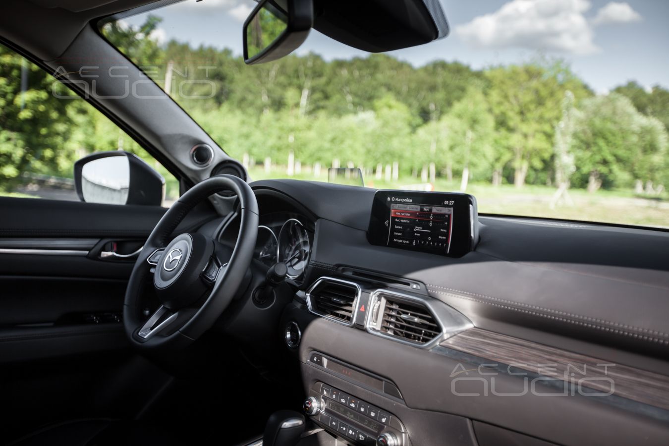 Подиумы для высокочастотных и среднечастотных излучателей и стойки Mazda CX-5