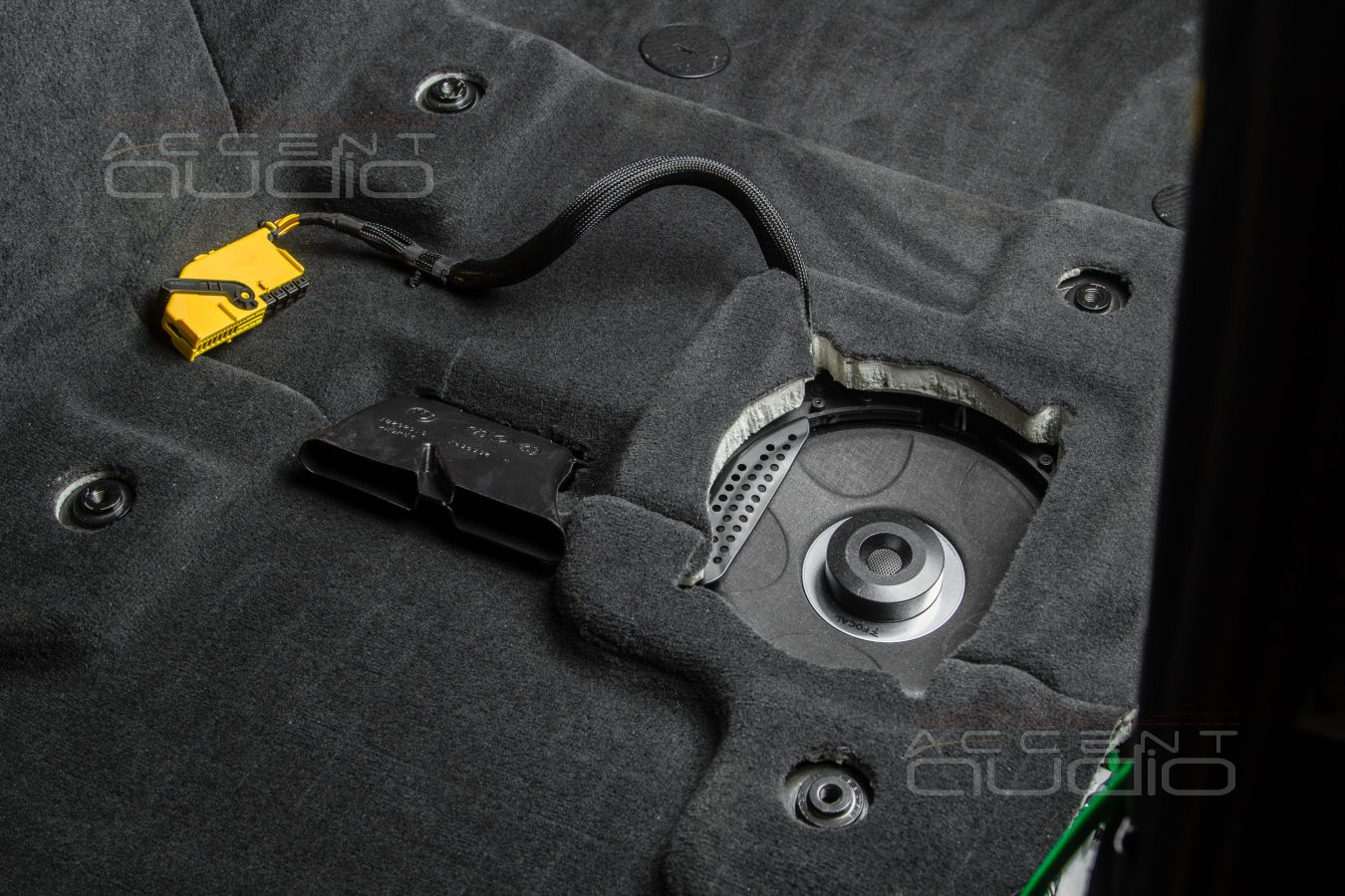 Focal ISUB BMW4 штатно для нового BMW X5