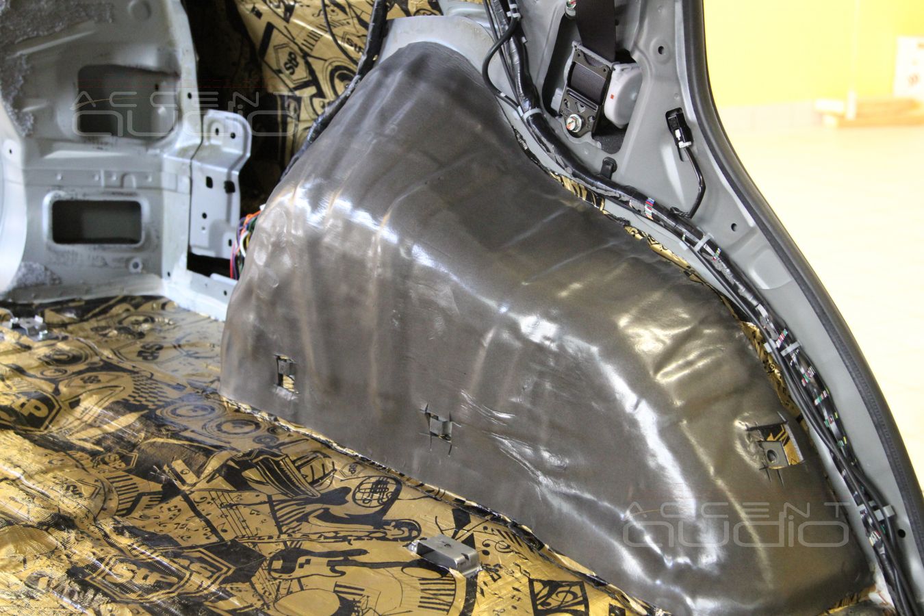 Про тепло-шумоизолирующий слой STP Сплен 300.