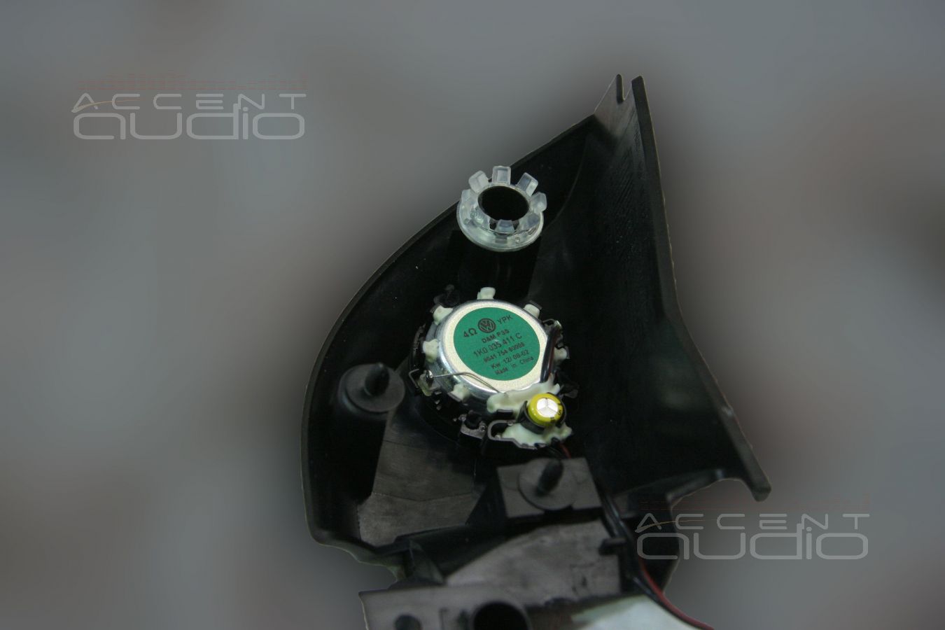 Особенности установки акустики в Volkswagen Jetta