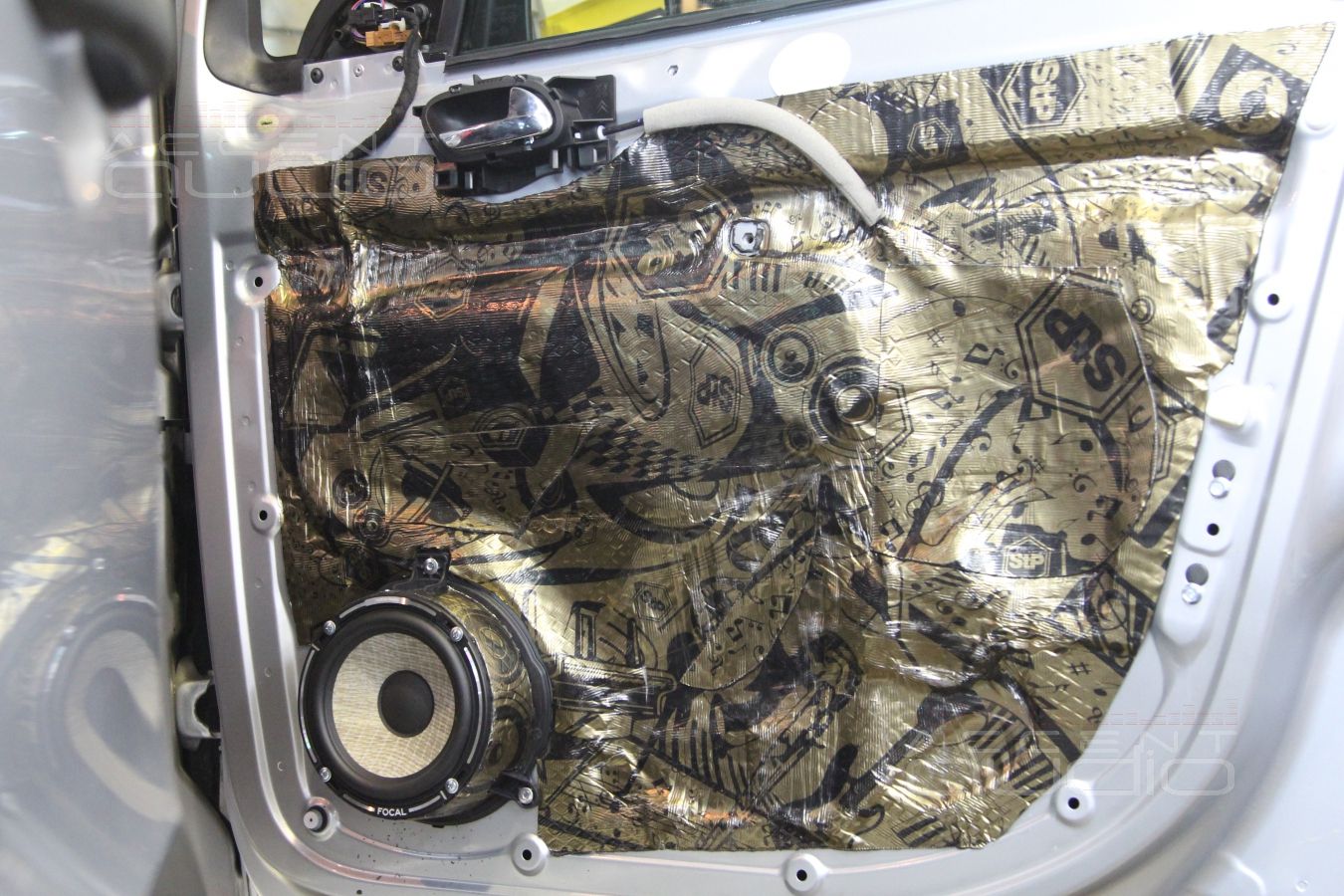 Citroen Berlingo теперь стал на класс выше: шумоизоляция и аудиосистема