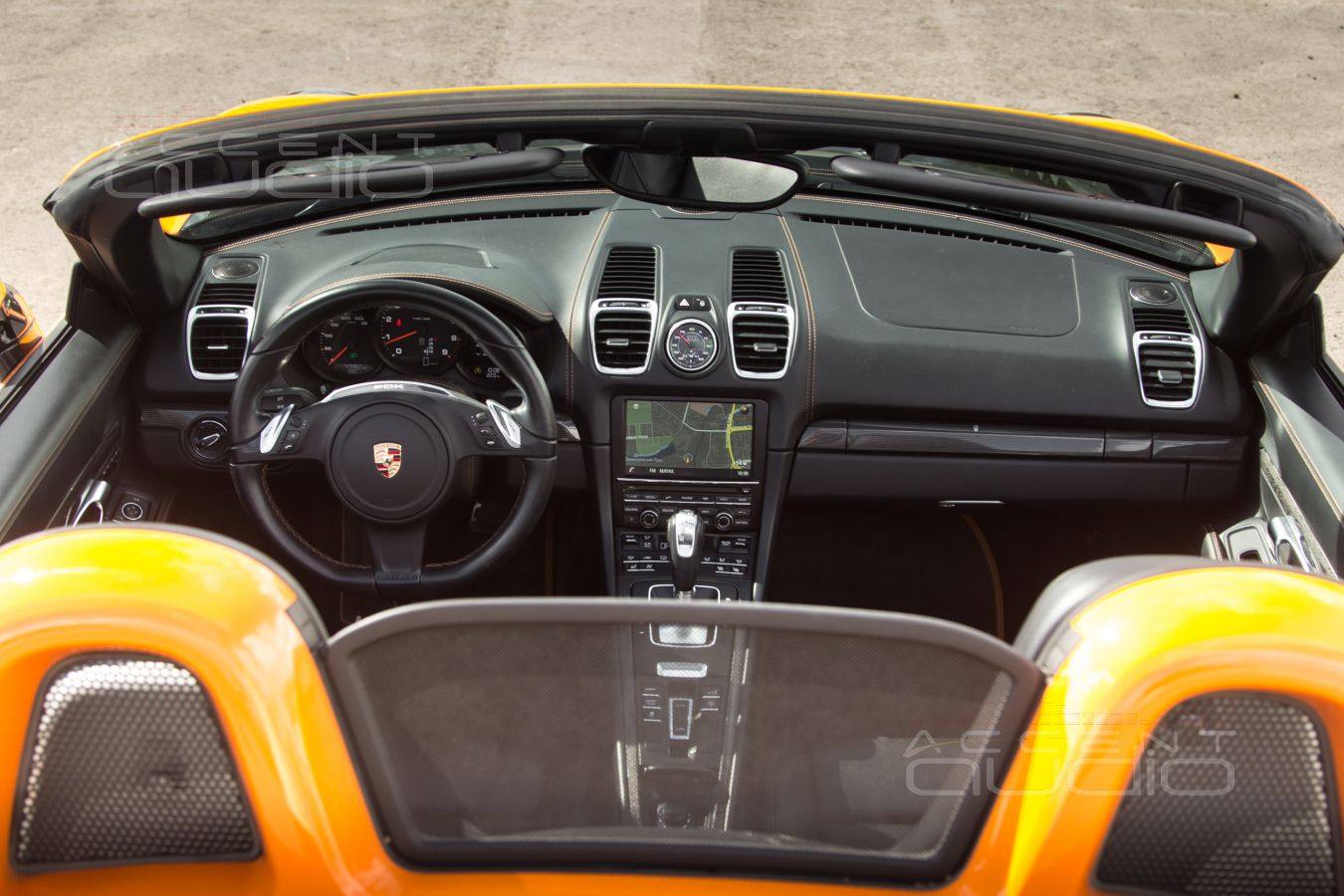 Звучащая, компактная, штатная, мощная, надежная аудиосистема Porsche Boxter
