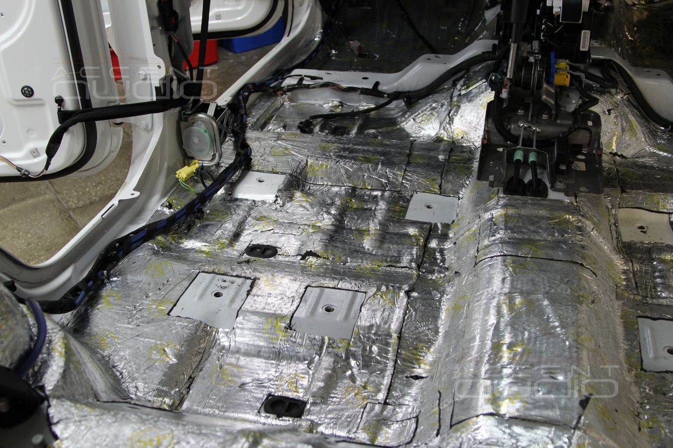 Шумоизоляция Jeep Wrangler