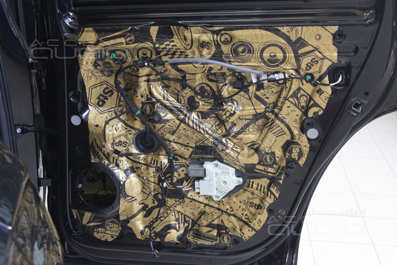 Коротко о шумоизоляции Volkswagen Teramont