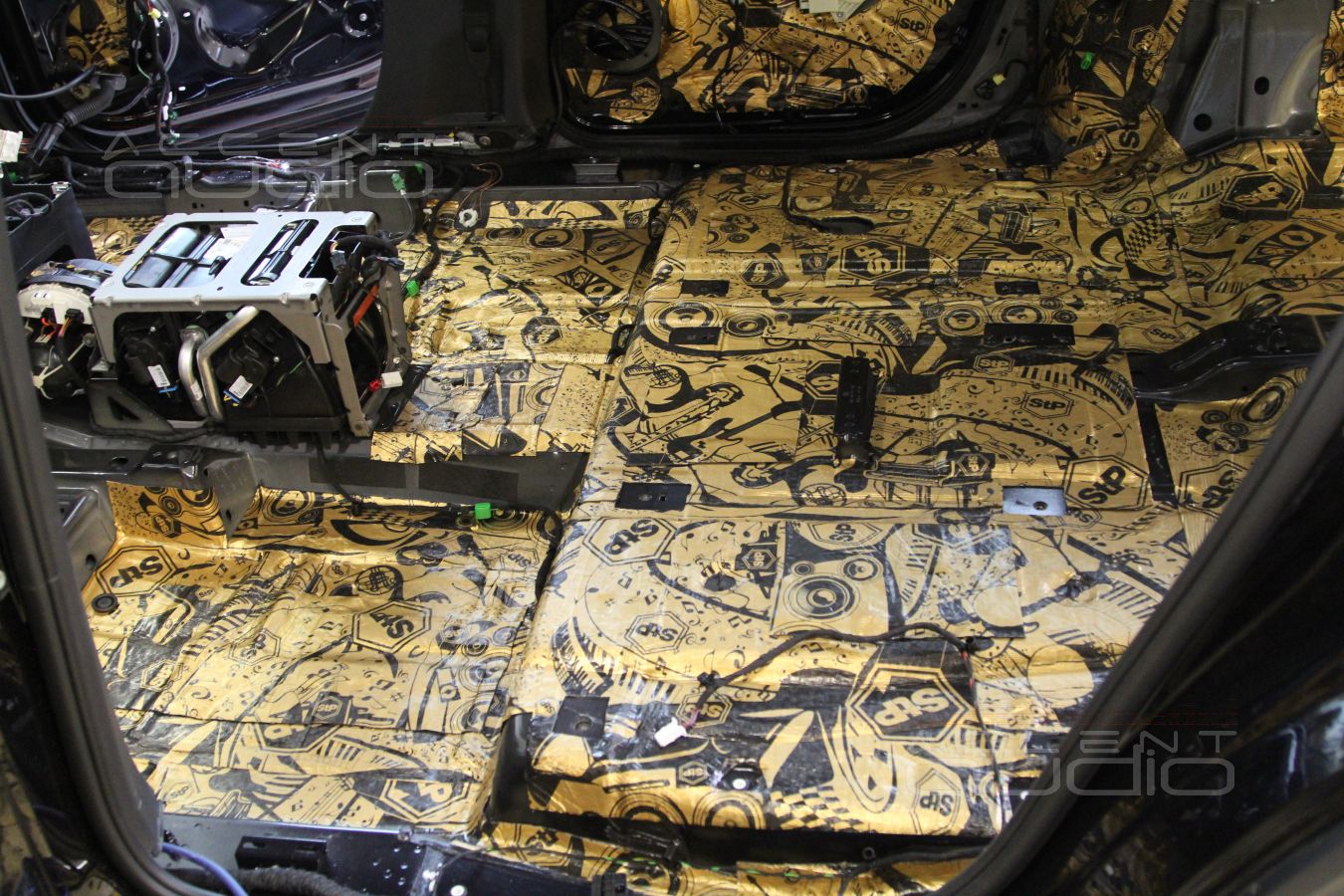 Коротко о шумоизоляции Volkswagen Teramont