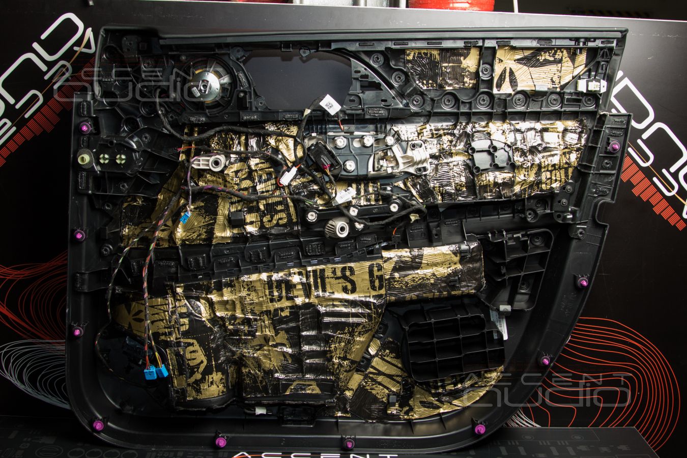 Простая установка среднечастотных Helix Ci7 M100FM-S3 и их отменная эффективность