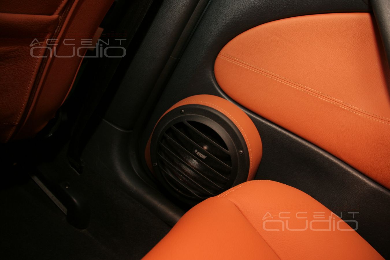 Пошив салона: добавим шкоде тепла